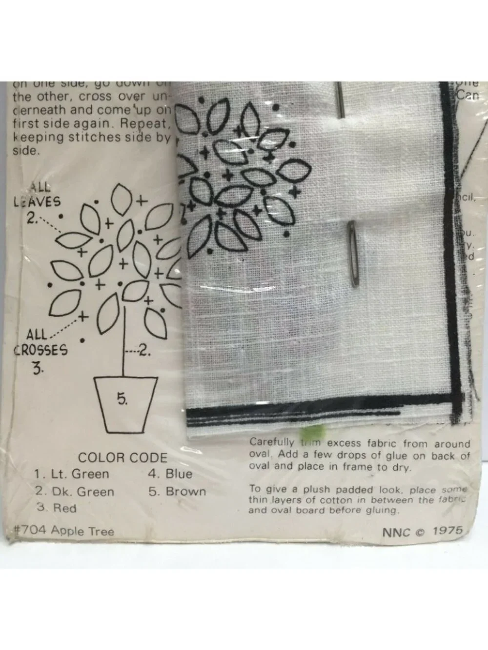 The Kit Bit Stitchery Miniatures Easy To Do Craft Flower Pot Bouquet